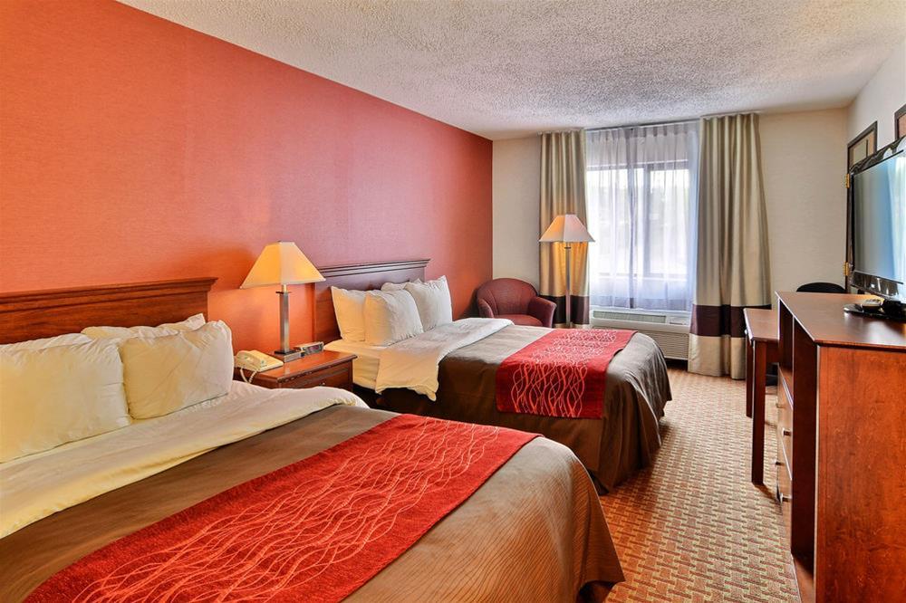 Quality Inn East Liverpool Екстер'єр фото
