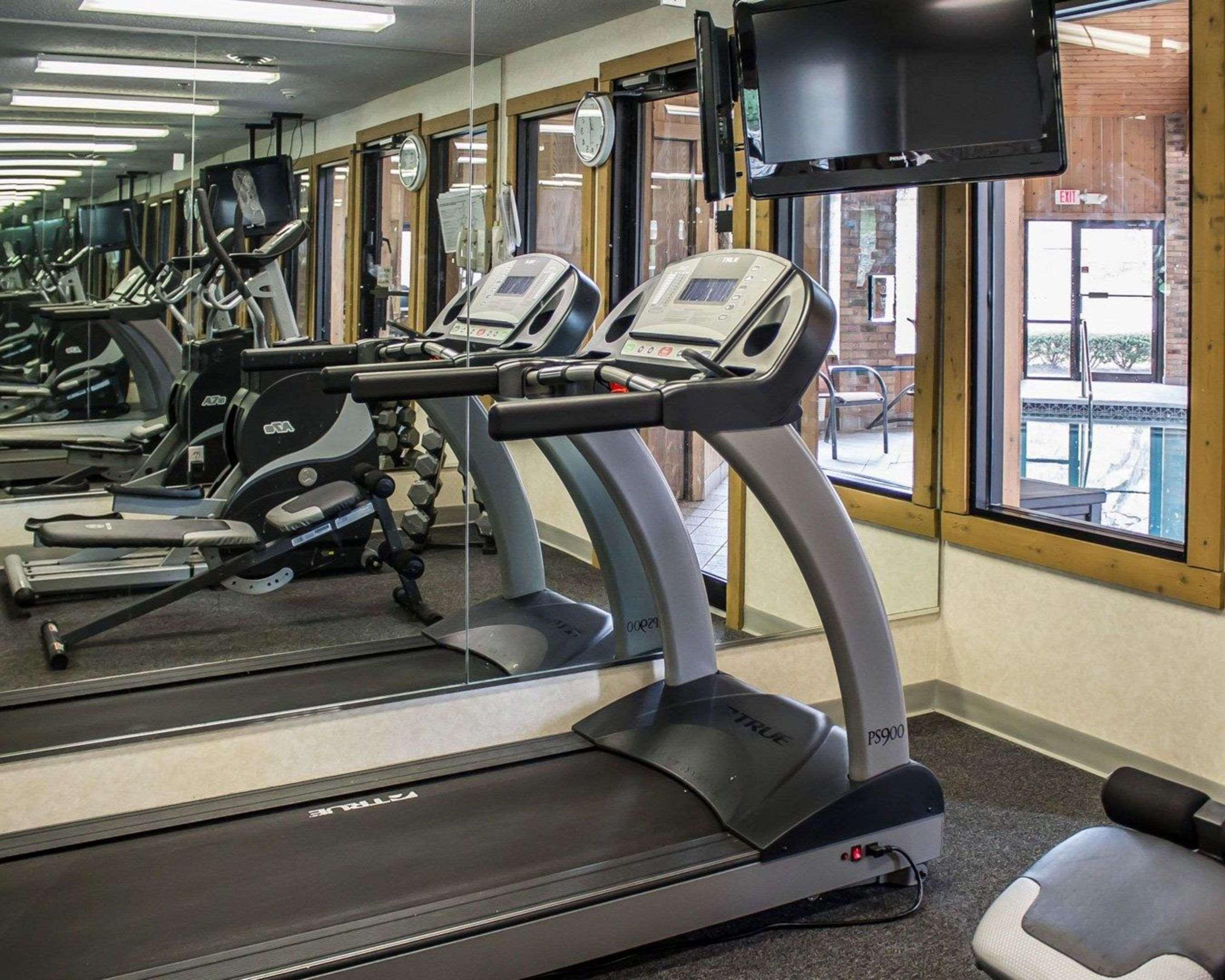 Quality Inn East Liverpool Екстер'єр фото